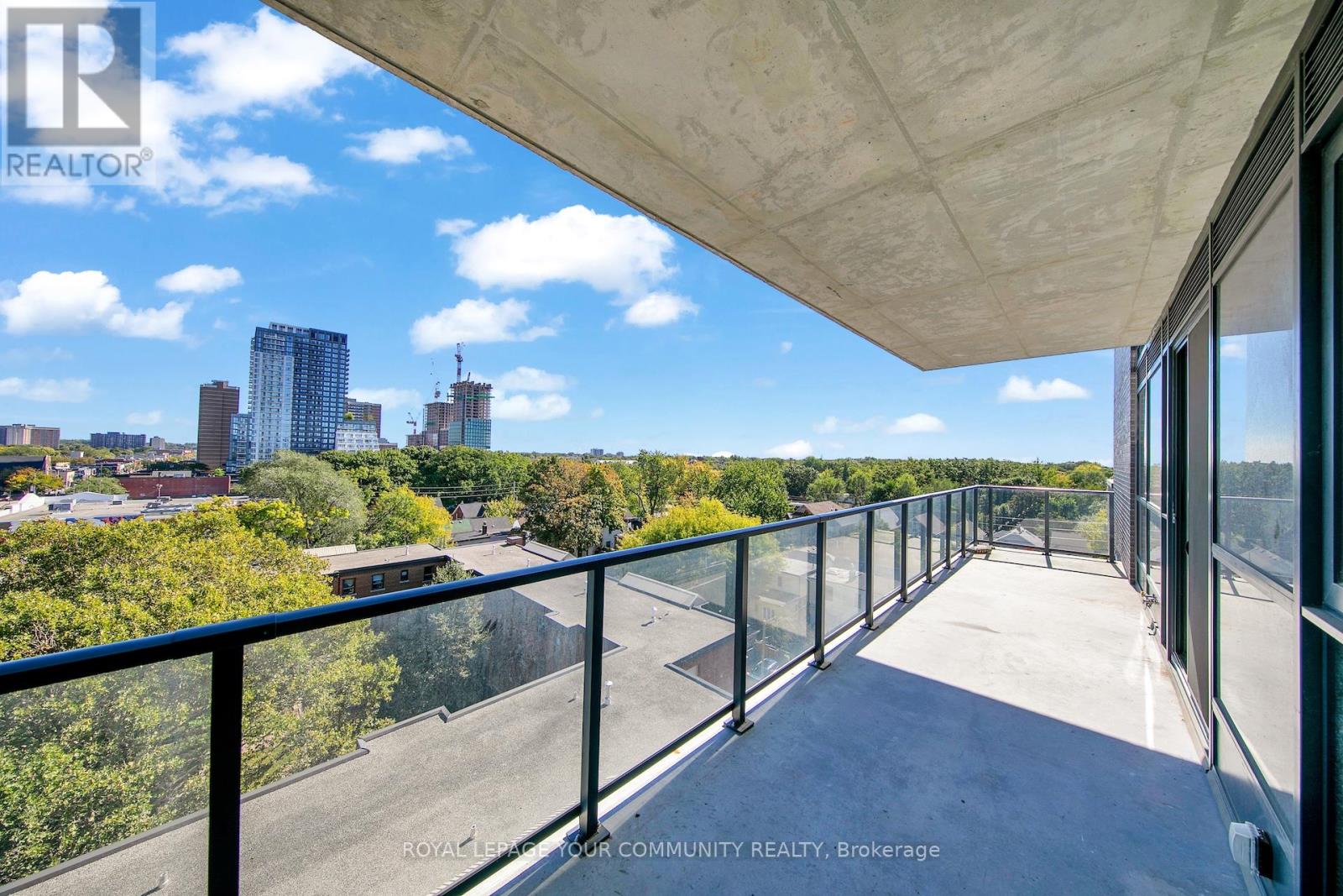 712 - 2369 Danforth Avenue, Toronto (East End-Danforth), Ontario  M4C 0B1 - Photo 13 - E12647674