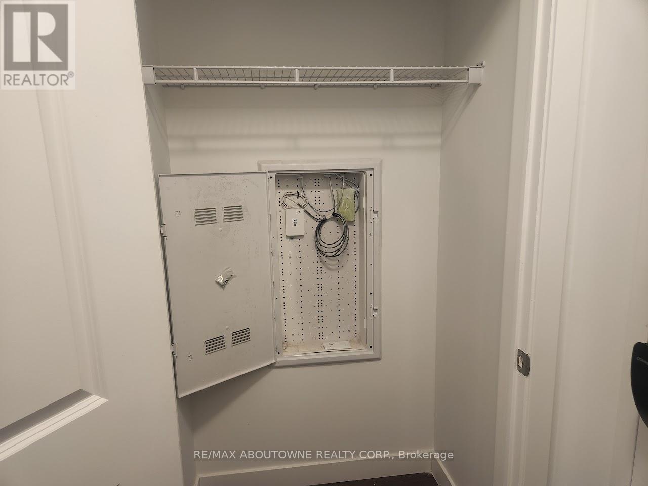 302 - 461 Green Road, Hamilton, Ontario  L8E 5B4 - Photo 8 - X12650084