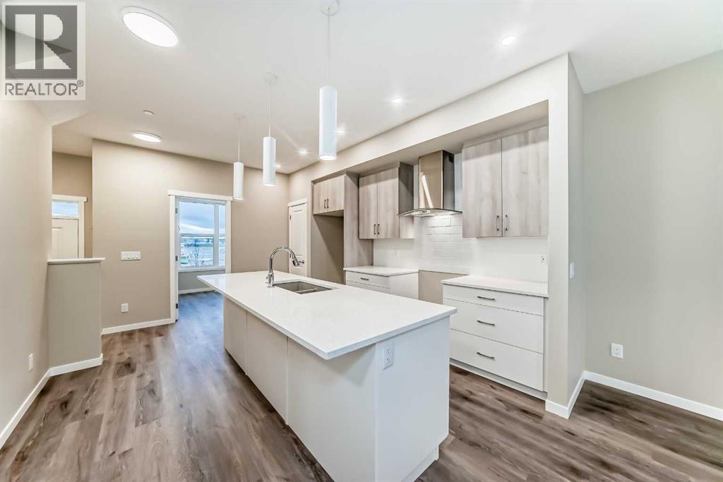 197 Hotchkiss Road Se, Calgary, Alberta  T3S 0T9 - Photo 3 - A2268554