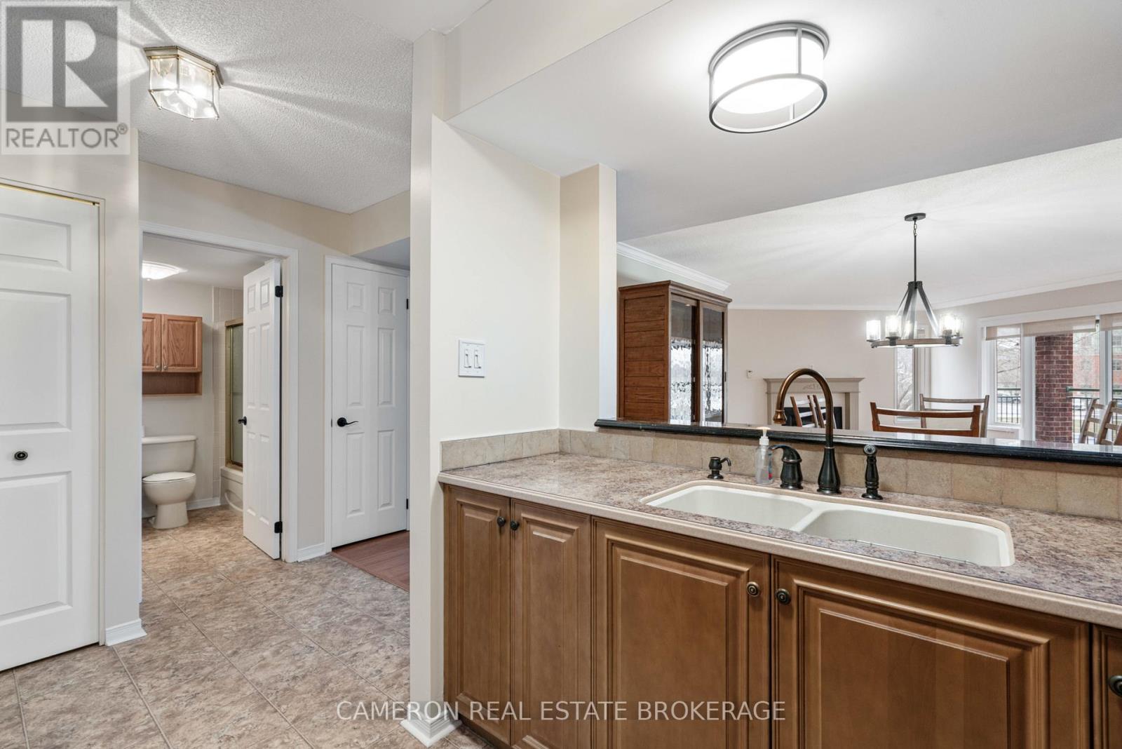 201 - 121 Water Street W, Cornwall, Ontario  K6J 5T8 - Photo 13 - X12650092