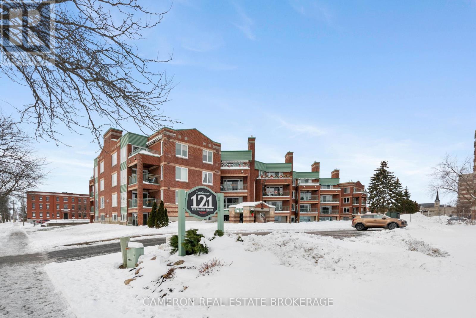 201 - 121 Water Street W, Cornwall, Ontario  K6J 5T8 - Photo 3 - X12650092