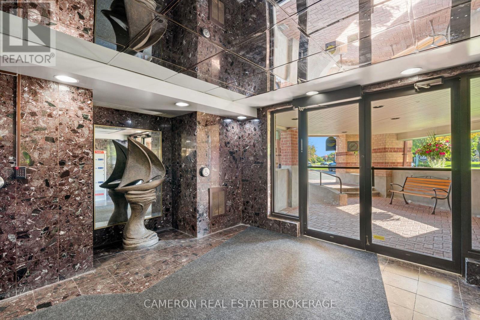 201 - 121 Water Street W, Cornwall, Ontario  K6J 5T8 - Photo 5 - X12650092