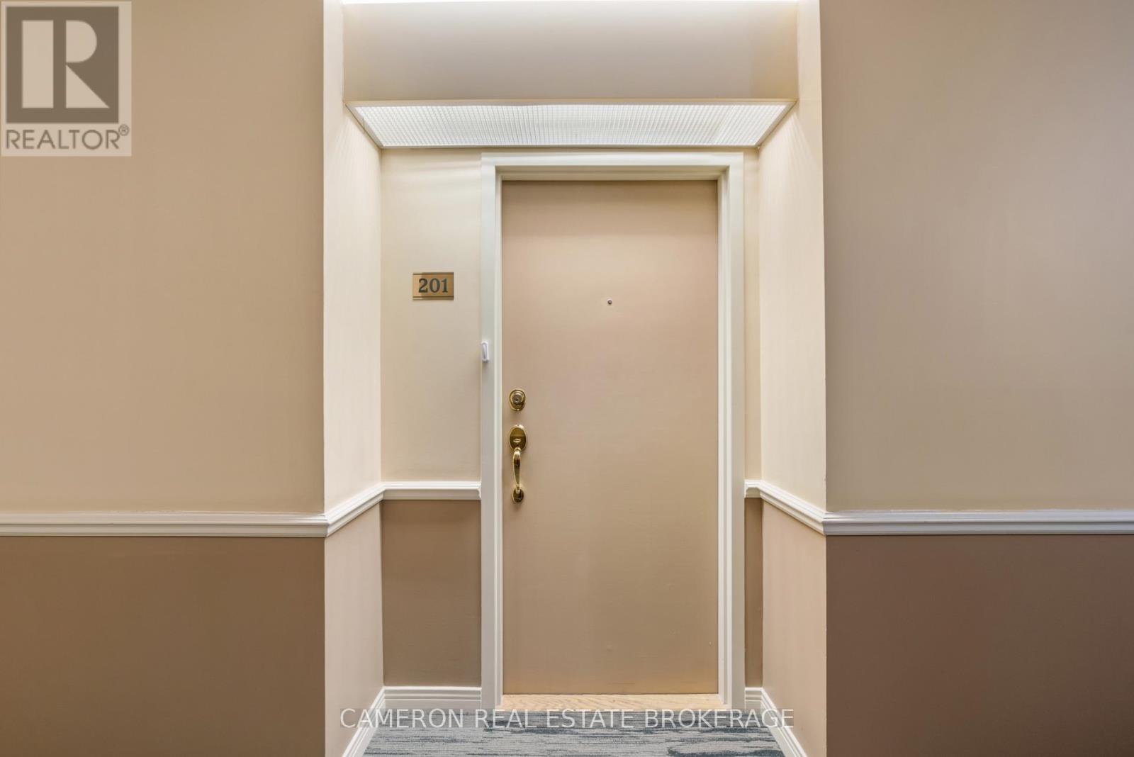 201 - 121 Water Street W, Cornwall, Ontario  K6J 5T8 - Photo 9 - X12650092