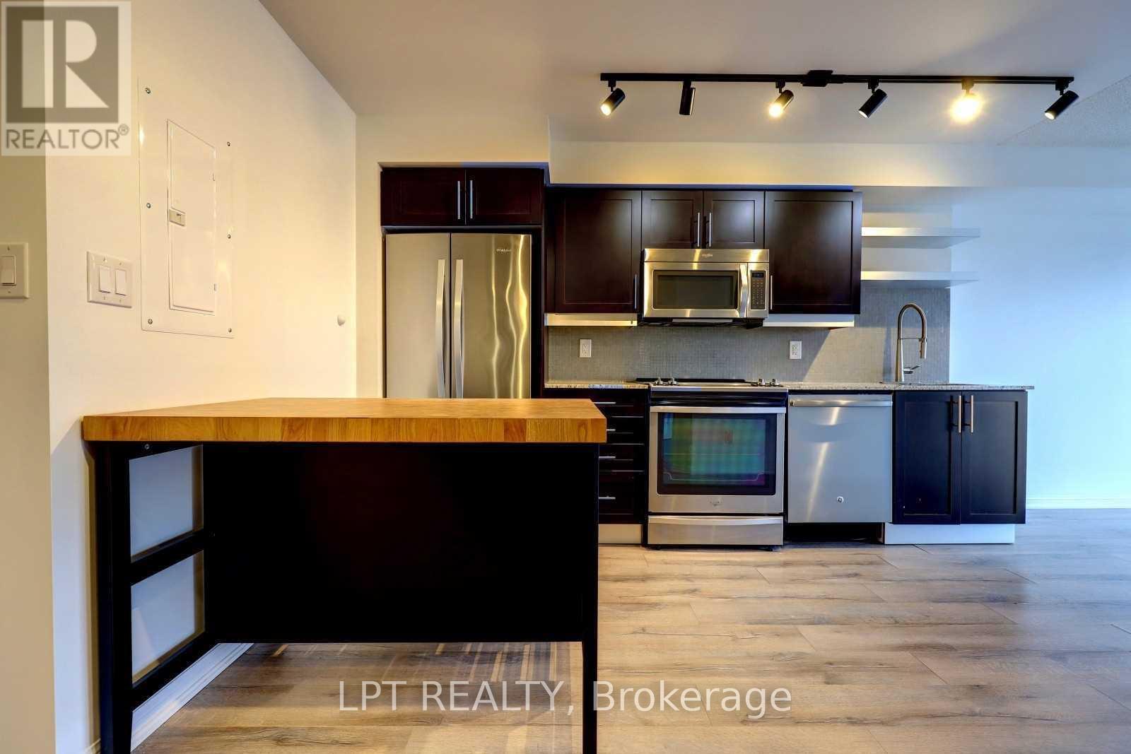 2214 - 400 Adelaide Street E, Toronto, Ontario  M5A 1N4 - Photo 4 - C12650094