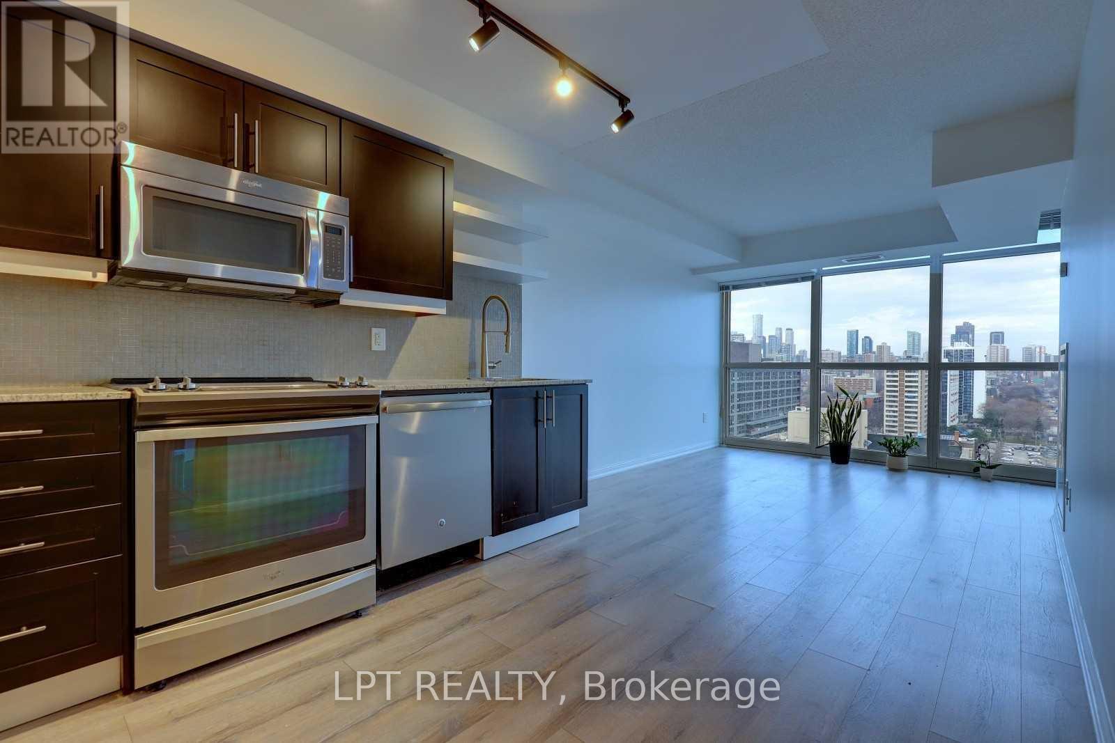 2214 - 400 Adelaide Street E, Toronto, Ontario  M5A 1N4 - Photo 6 - C12650094