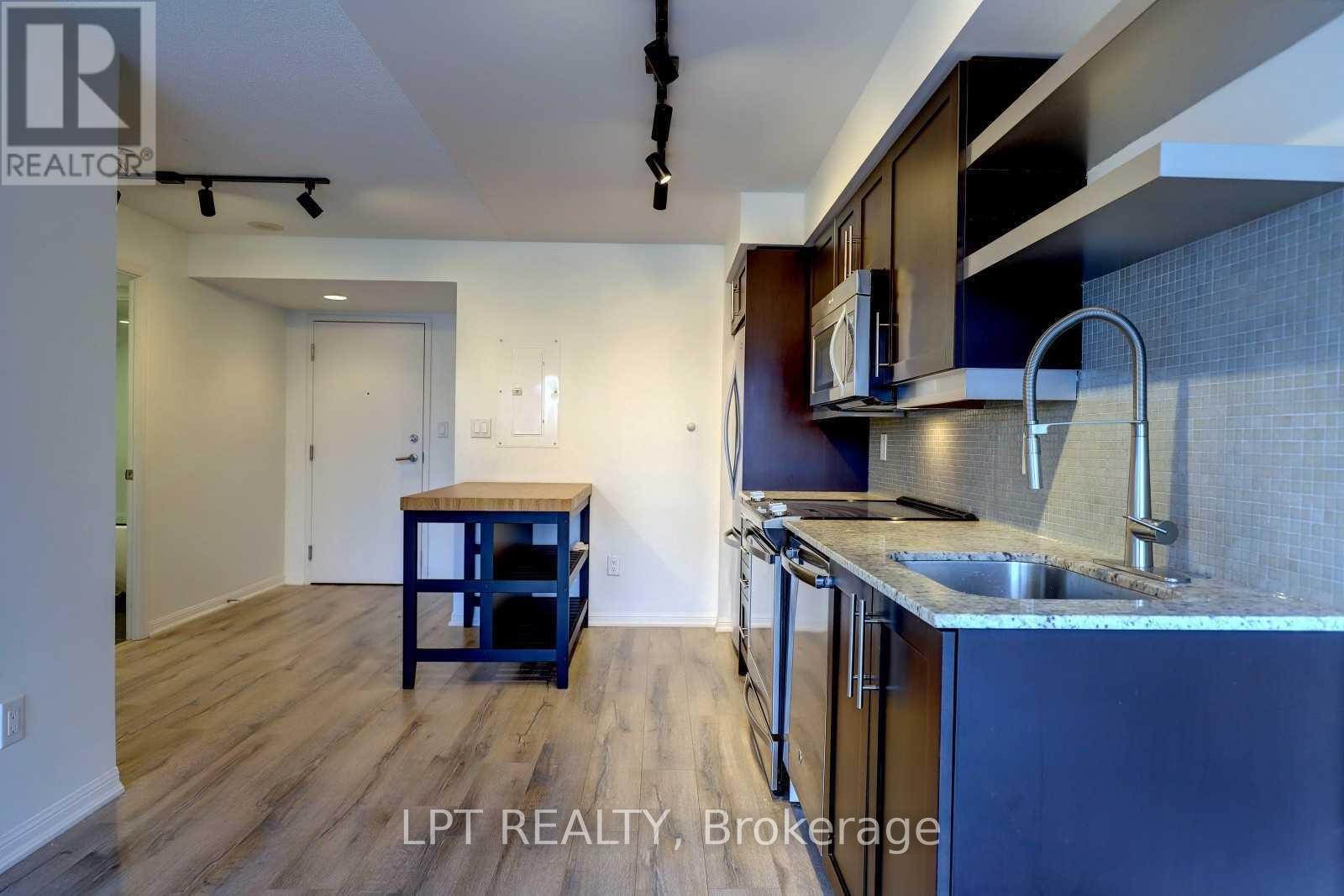 2214 - 400 Adelaide Street E, Toronto, Ontario  M5A 1N4 - Photo 8 - C12650094