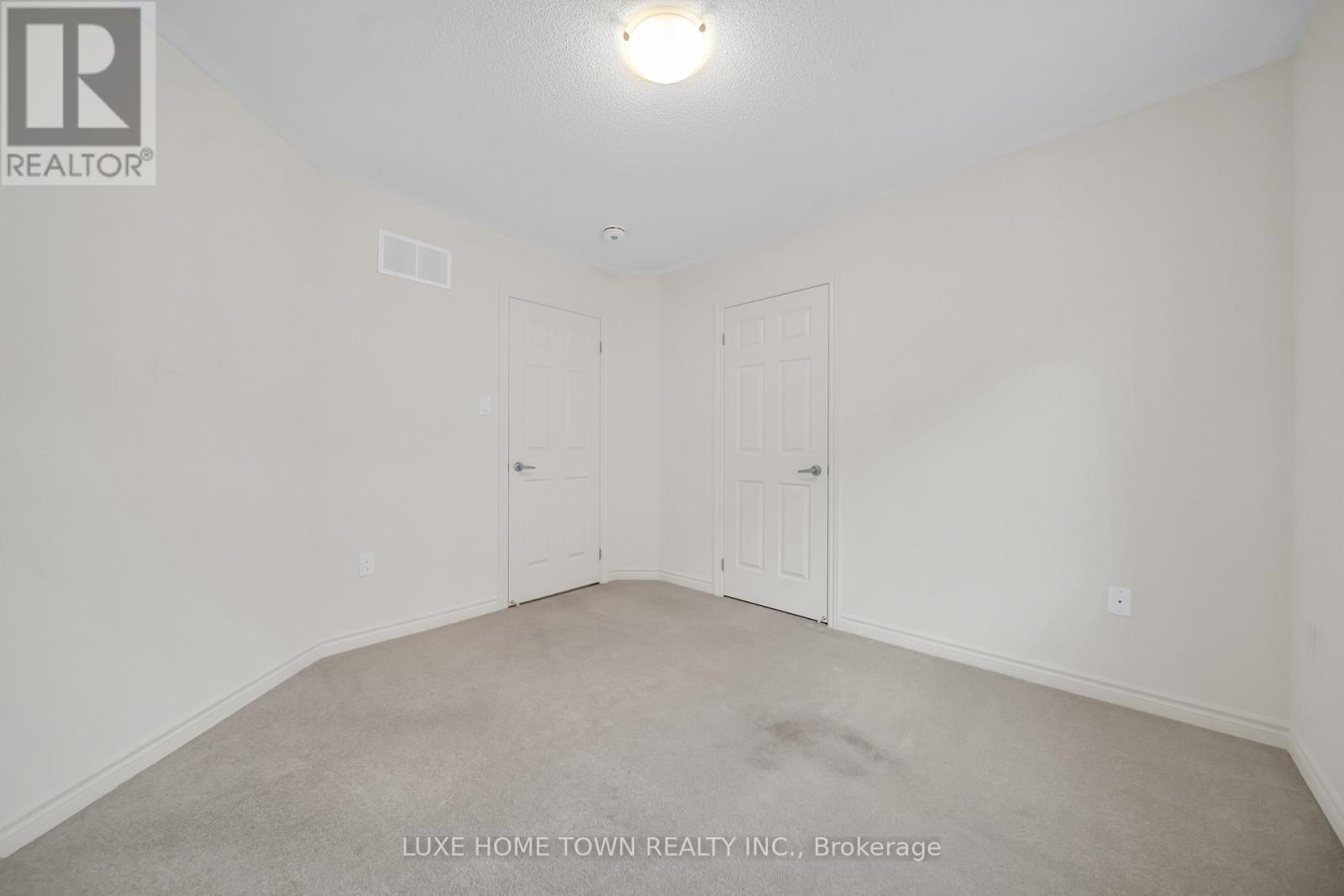 76 Prest Way, Centre Wellington, Ontario  N1M 0K1 - Photo 32 - X12646150