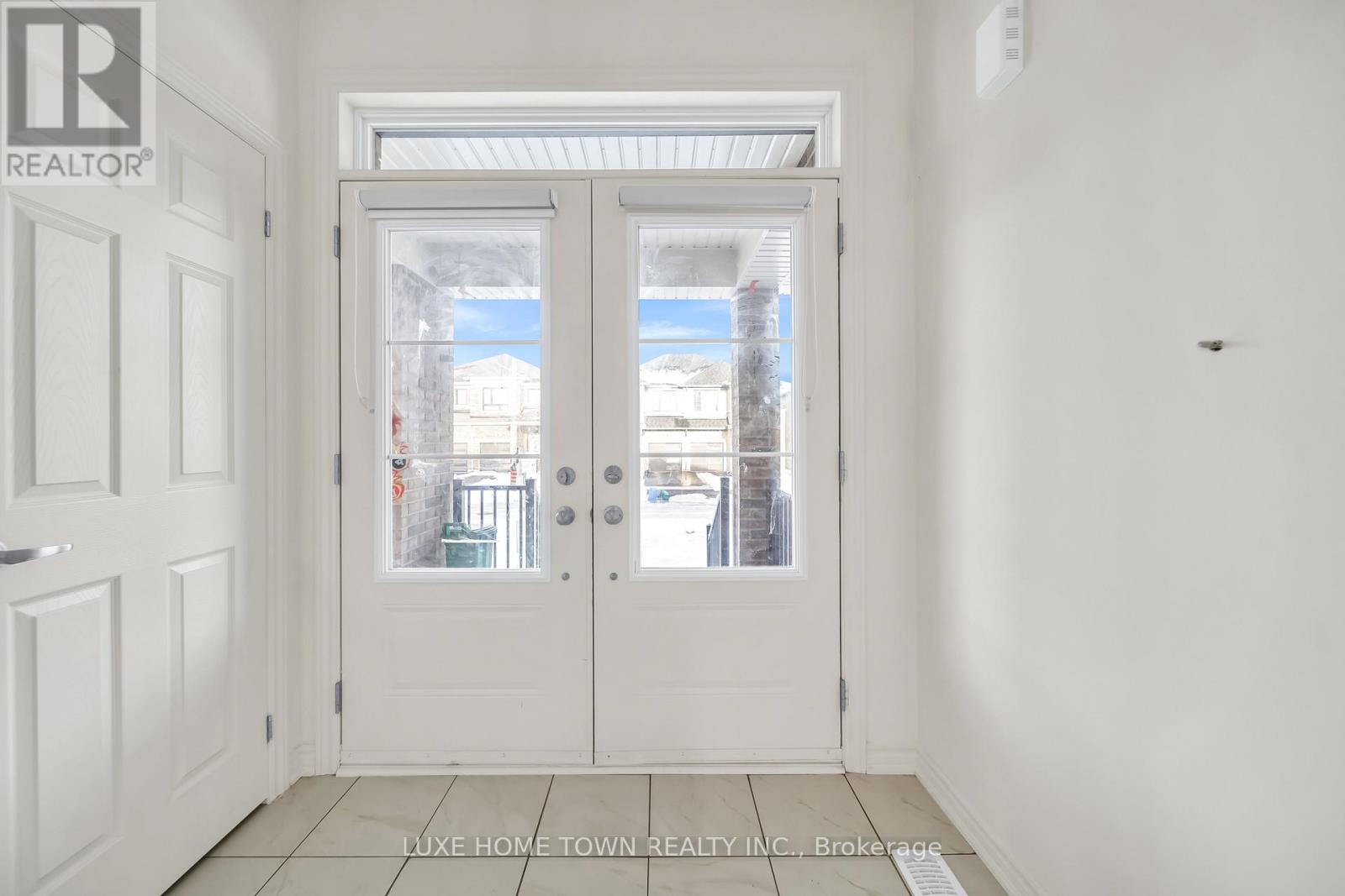 76 Prest Way, Centre Wellington, Ontario  N1M 0K1 - Photo 6 - X12646150