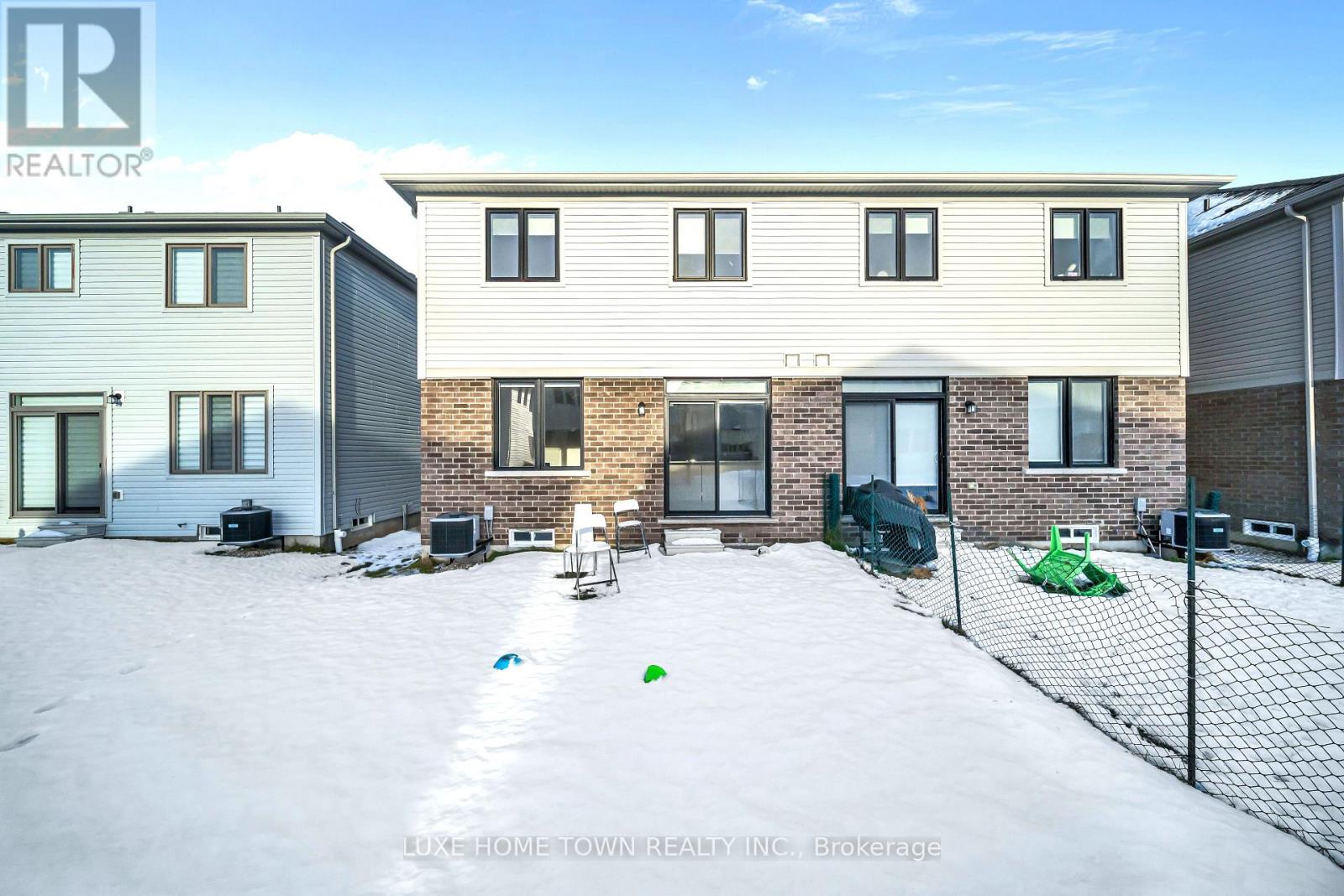 76 Prest Way, Centre Wellington, Ontario  N1M 0K1 - Photo 49 - X12646150