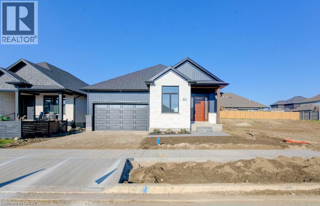 80 South Parkwood Boulevard, Elmira, Ontario  N3B 0C8 - Photo 2 - 40787065