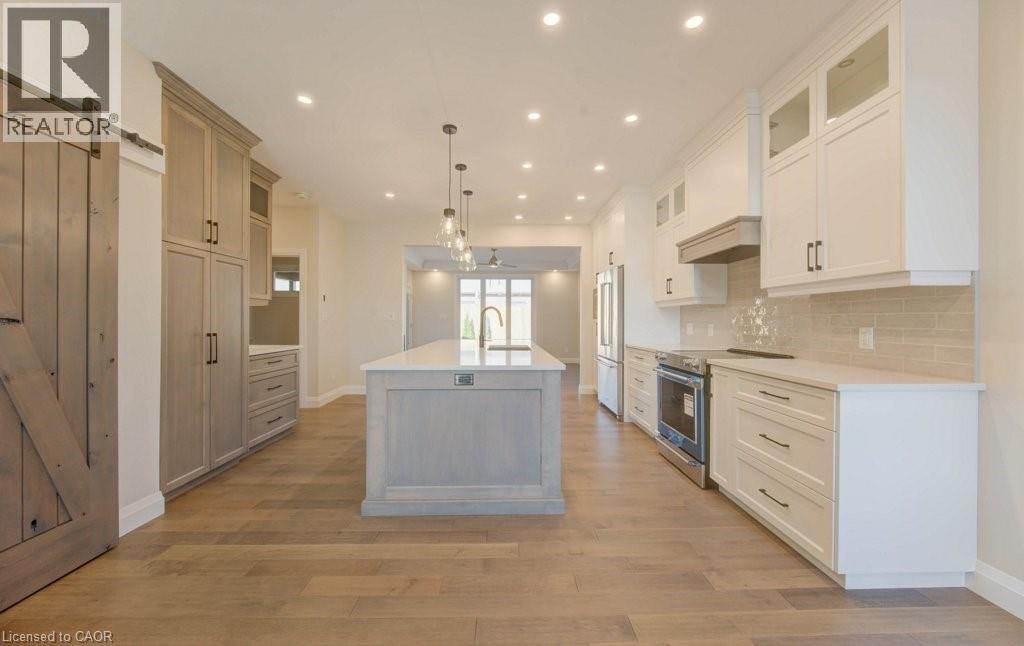 80 South Parkwood Boulevard, Elmira, Ontario  N3B 0C8 - Photo 6 - 40787065