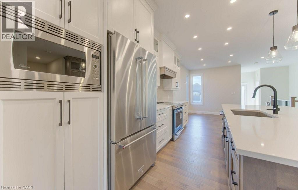 80 South Parkwood Boulevard, Elmira, Ontario  N3B 0C8 - Photo 11 - 40787065