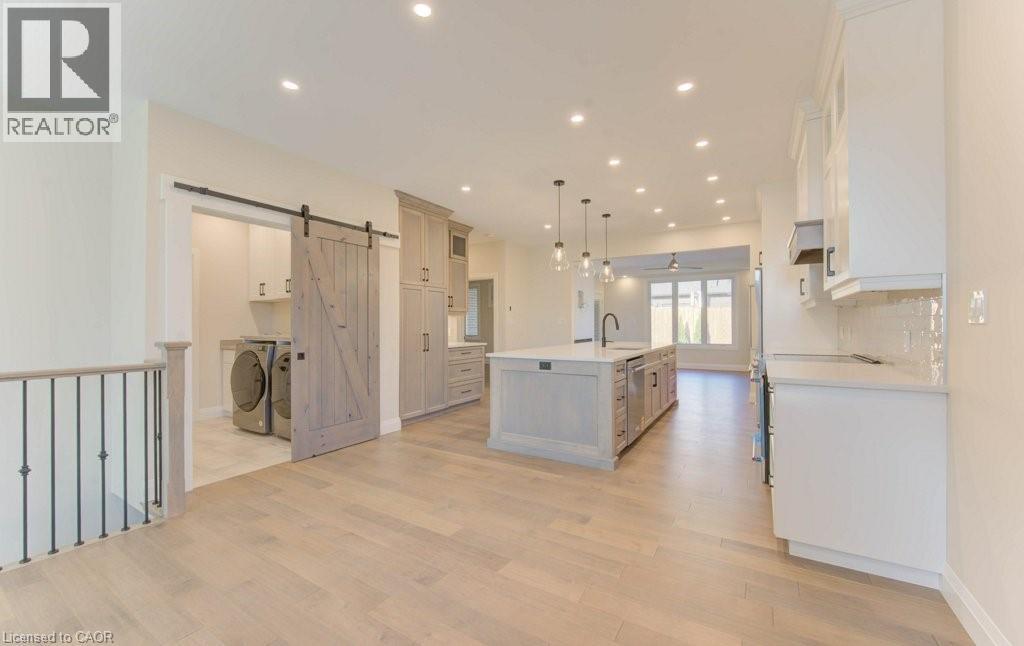 80 South Parkwood Boulevard, Elmira, Ontario  N3B 0C8 - Photo 7 - 40787065