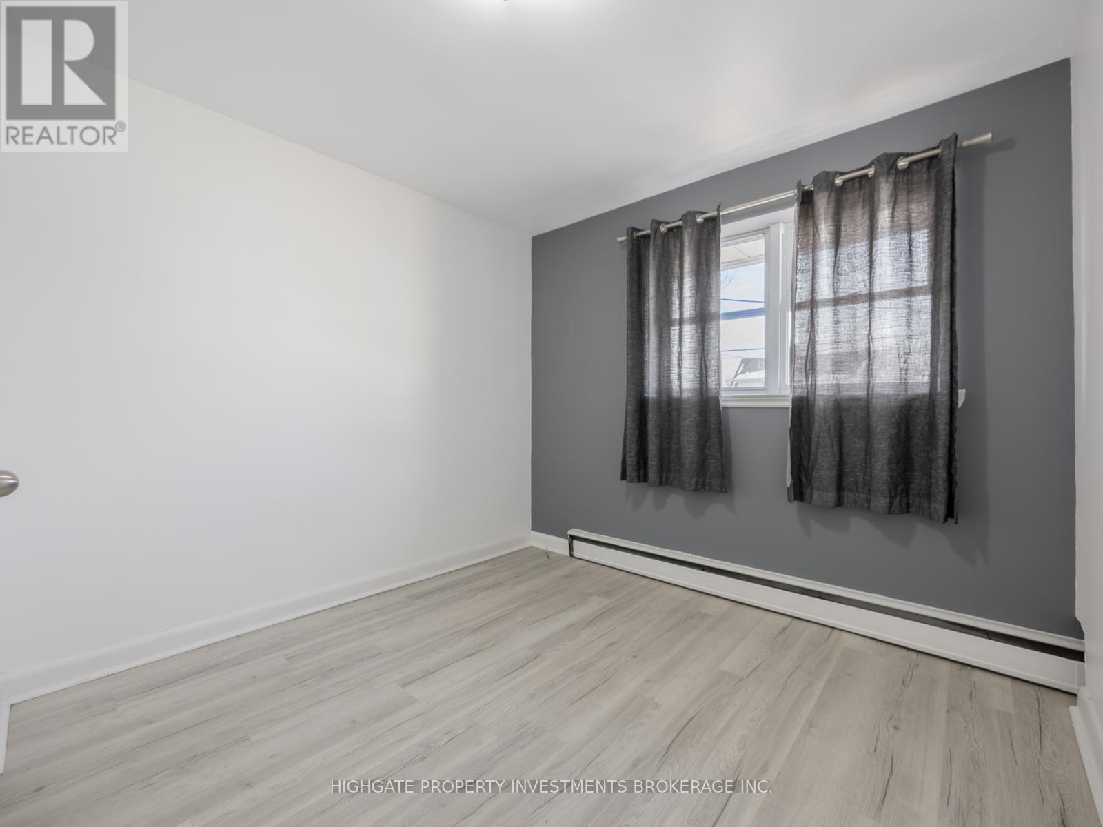 Upper - 708 Carnegie Avenue N, Oshawa, Ontario  L1G 4R6 - Photo 19 - E12650122