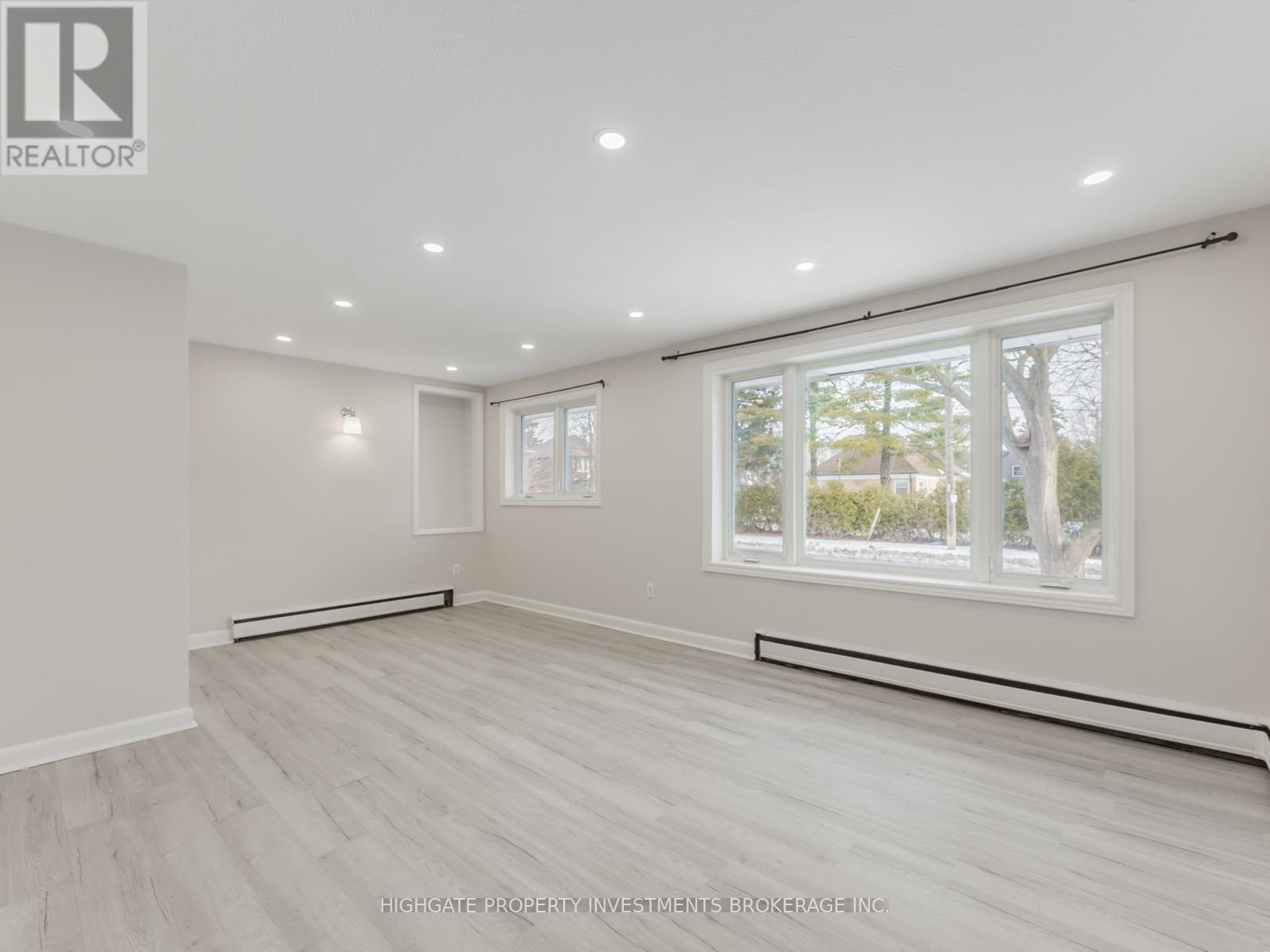 Upper - 708 Carnegie Avenue N, Oshawa, Ontario  L1G 4R6 - Photo 8 - E12650122