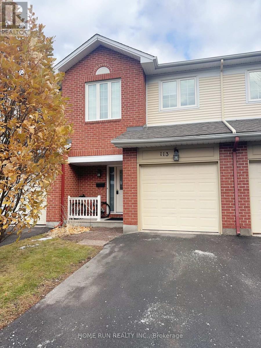 113 STONEBRIAR DRIVE, Ottawa, Ontario