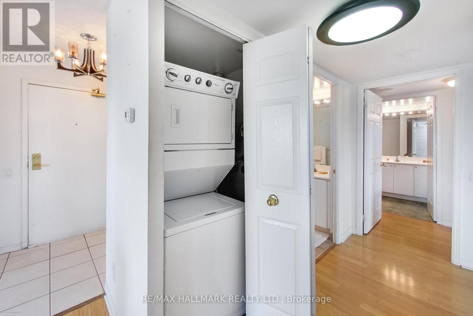 702 - 5 Emerald Lane, Vaughan, Ontario  L4J 8P7 - Photo 22 - N12387535