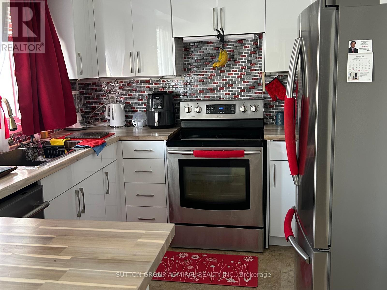 94 - 82 Henderson Drive, Aurora, Ontario  L4G 3M3 - Photo 14 - N12650156