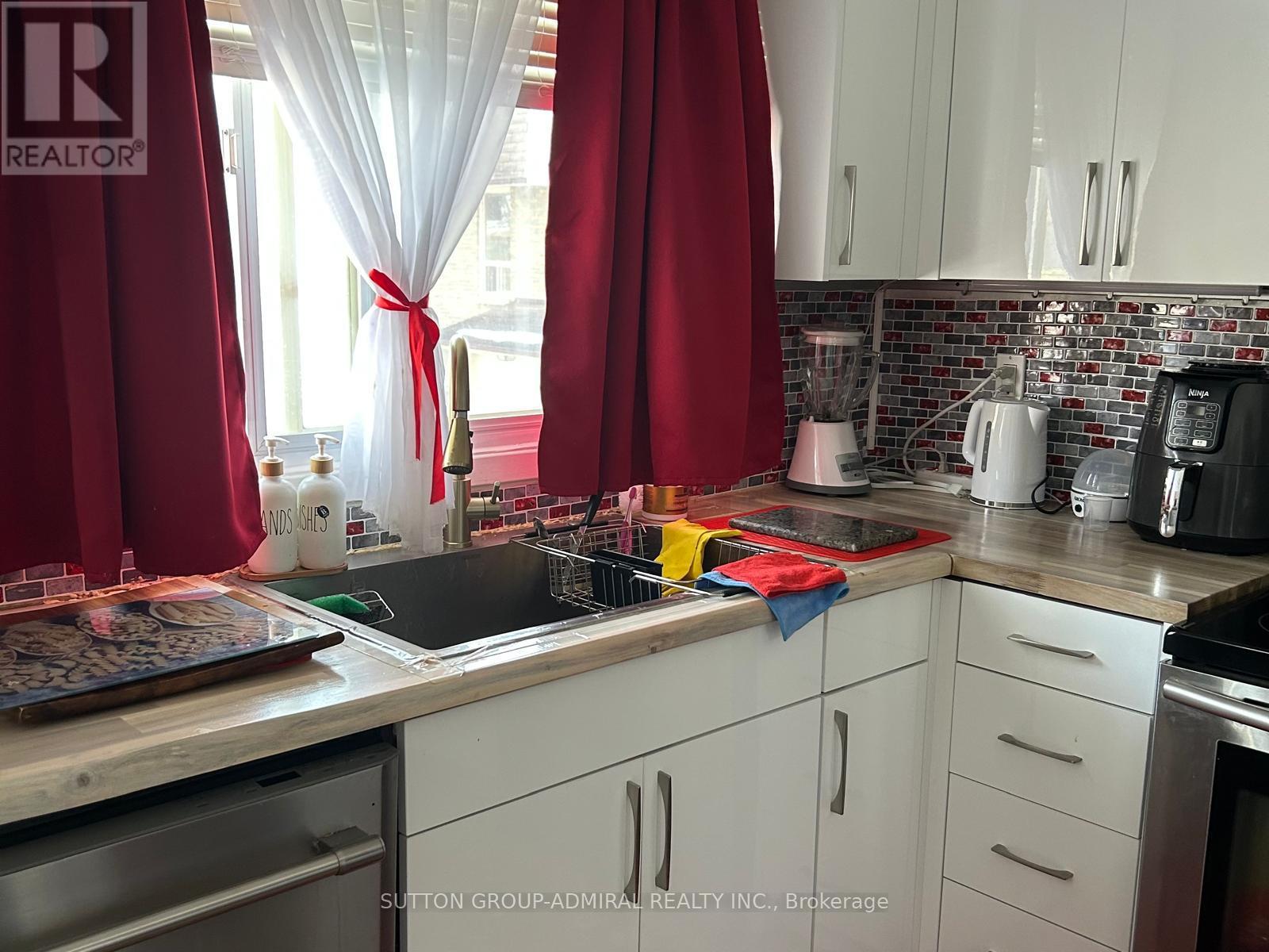 94 - 82 Henderson Drive, Aurora, Ontario  L4G 3M3 - Photo 15 - N12650156