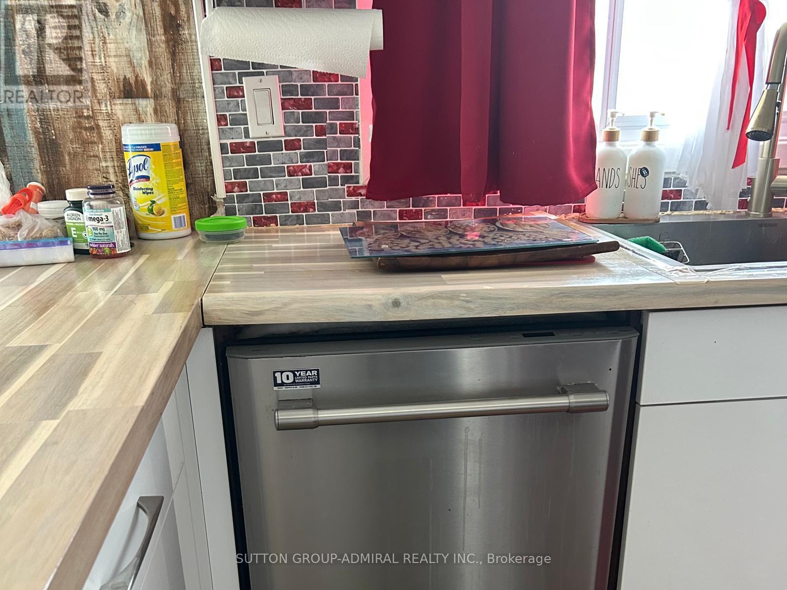 94 - 82 Henderson Drive, Aurora, Ontario  L4G 3M3 - Photo 16 - N12650156