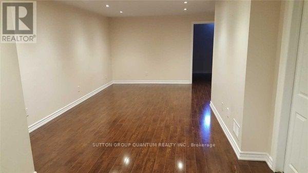 /lower - 5193 Nestling Grove, Mississauga, Ontario  L5M 0L3 - Photo 2 - W12650128