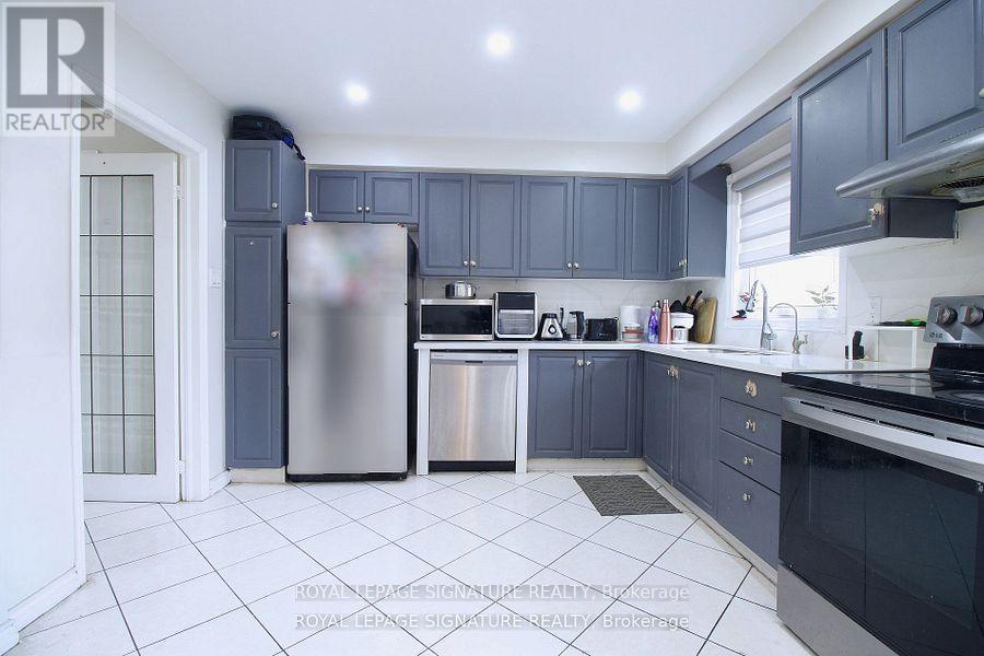 5125 Salishan Circle, Mississauga, Ontario  L5R 3E8 - Photo 21 - W12650132