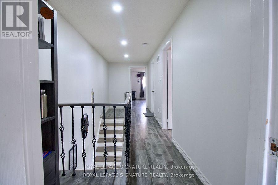 5125 Salishan Circle, Mississauga, Ontario  L5R 3E8 - Photo 35 - W12650132