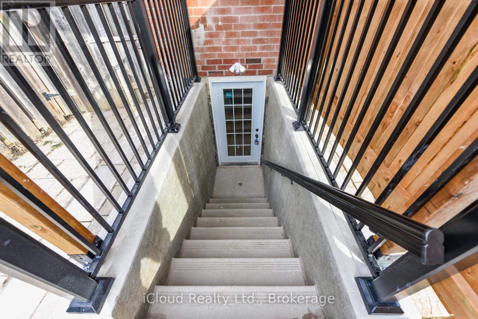 Basement - 5744 Philip Drive, Mississauga, Ontario  L5M 7A5 - Photo 15 - W12650154