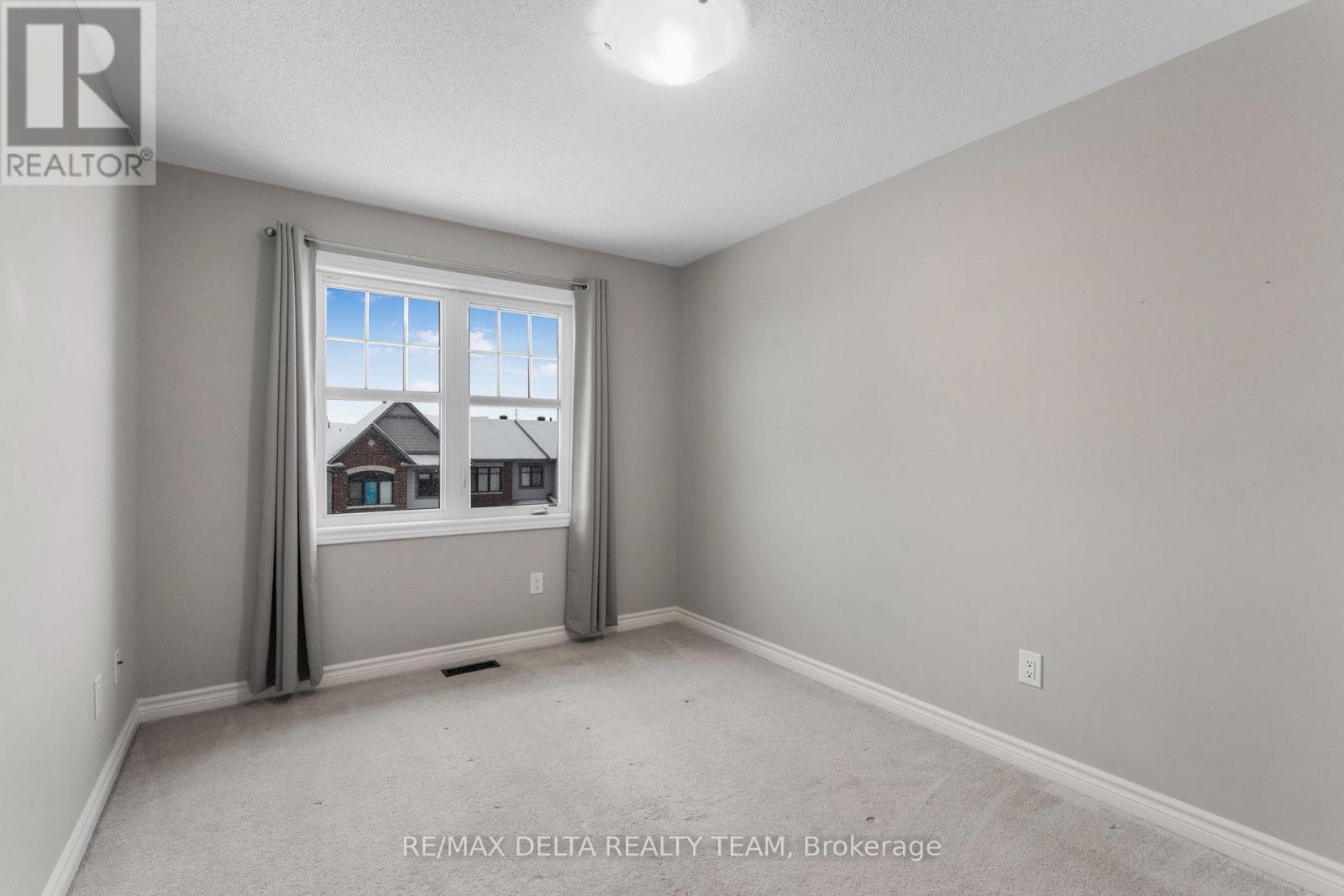 64 Fallengale Crescent, Ottawa, Ontario  K2T 0K9 - Photo 20 - X12650160