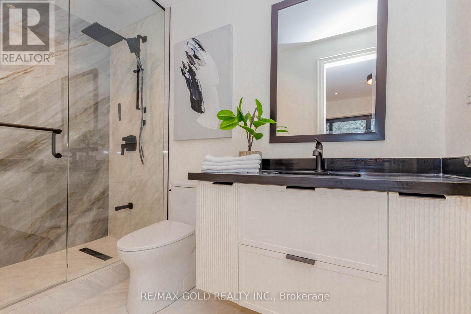 786 Euclid Avenue, Toronto, Ontario  M6G 2V4 - Photo 26 - C12649590