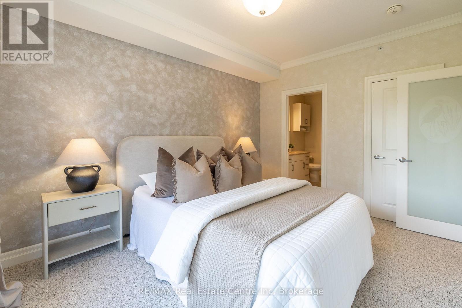 310 - 23 Stumpf Street, Centre Wellington, Ontario  N0B 1S0 - Photo 14 - X12650176