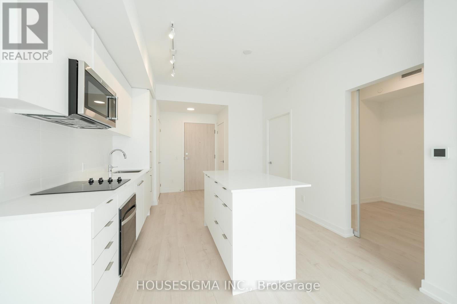 515 - 181 SHEPPARD AVENUE E, Toronto, Ontario