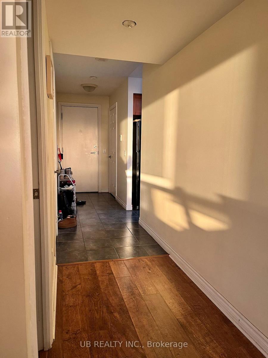 1616 - 5233 Dundas Street W, Toronto, Ontario  M9B 6M1 - Photo 5 - W12588346