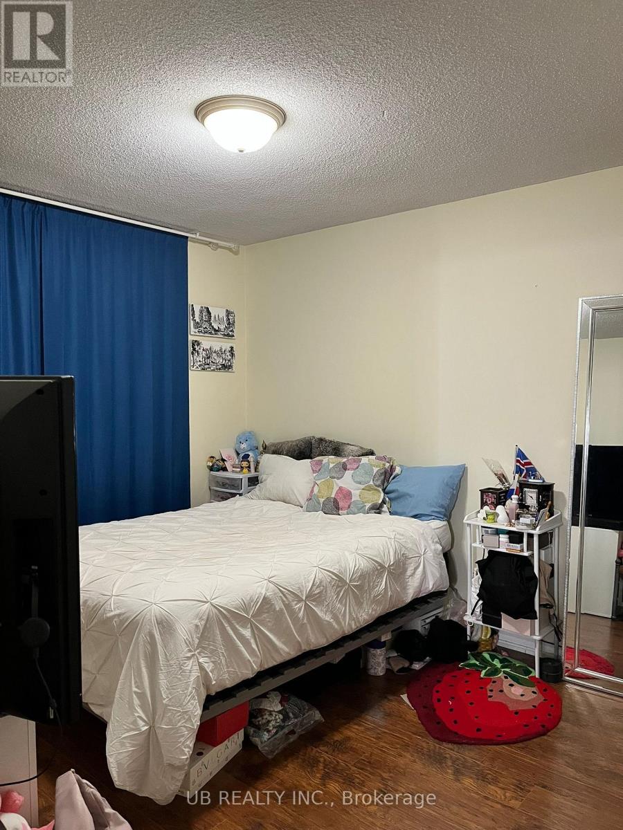 1616 - 5233 Dundas Street W, Toronto, Ontario  M9B 6M1 - Photo 3 - W12588346