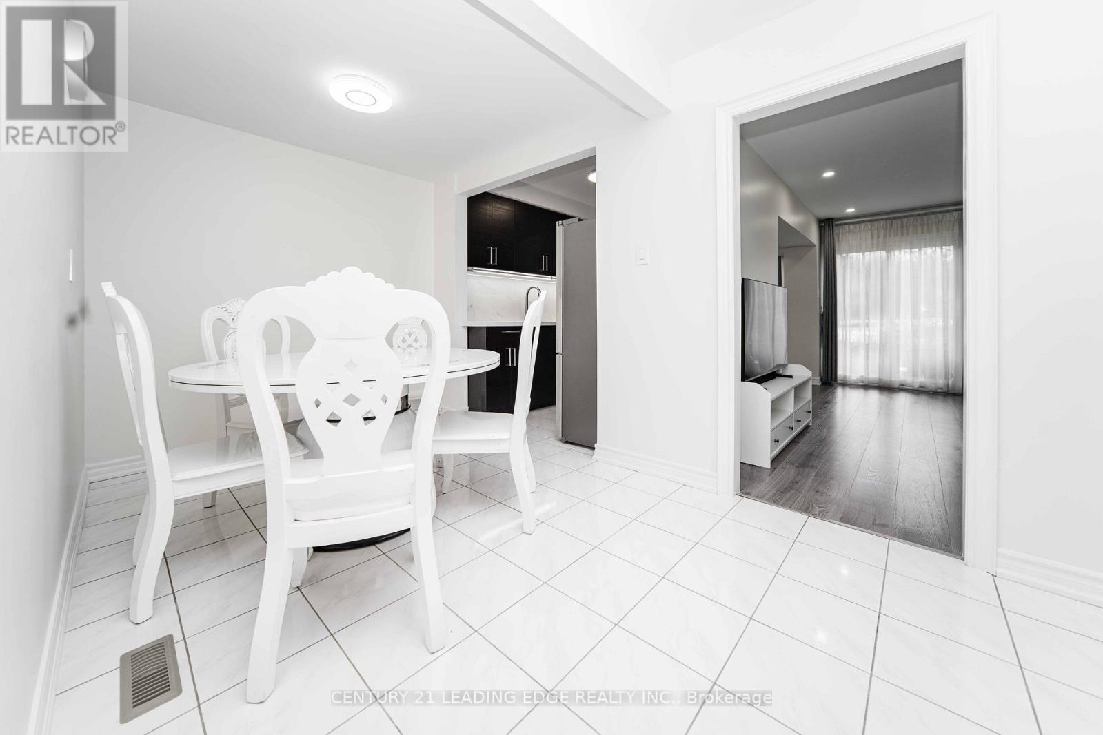 52 - 55 Brimwood Boulevard, Toronto, Ontario  M1V 1E4 - Photo 6 - E12650188