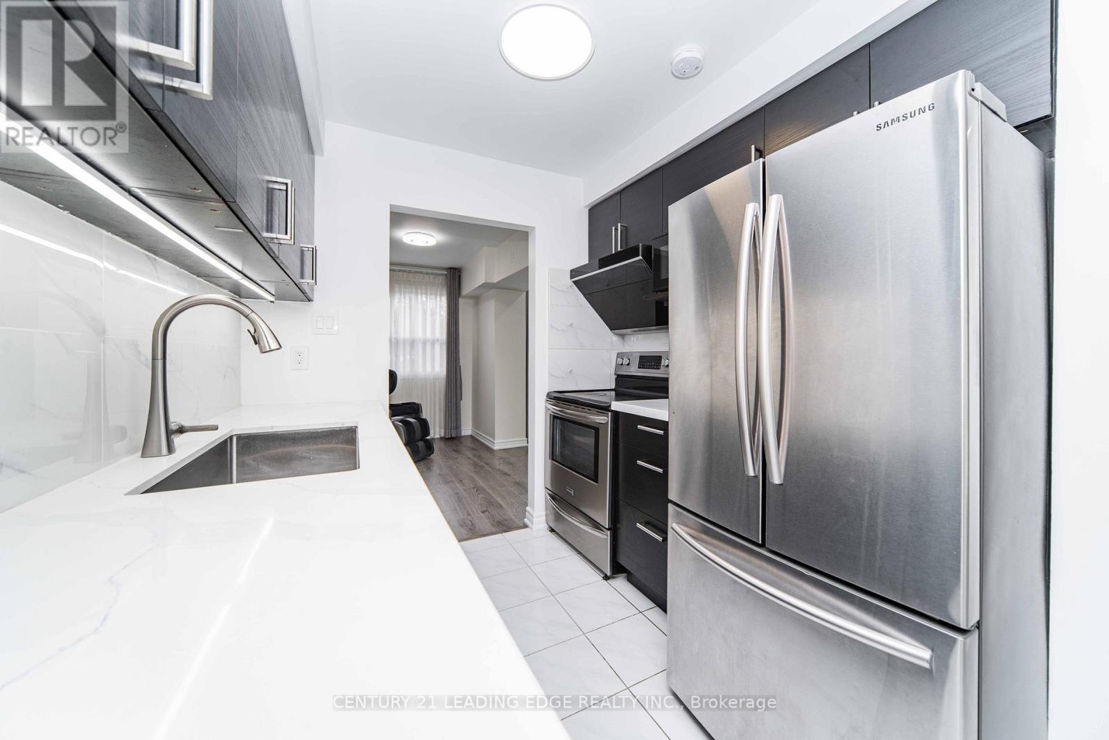 52 - 55 Brimwood Boulevard, Toronto, Ontario  M1V 1E4 - Photo 8 - E12650188