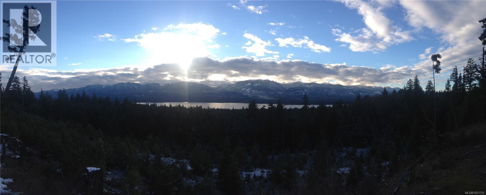 8401 Keith Wagner Way, Denman Island, British Columbia  V0R 1T0 - Photo 10 - 1021725