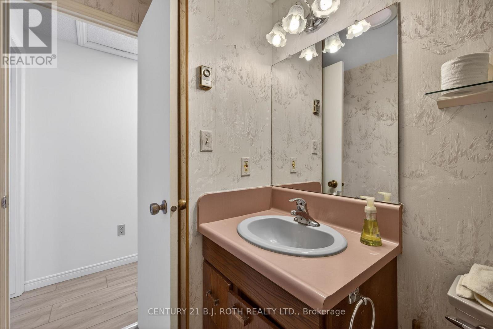 87 Tecumseth Pines Drive, New Tecumseth, Ontario  L0G 1W0 - Photo 26 - N12635262