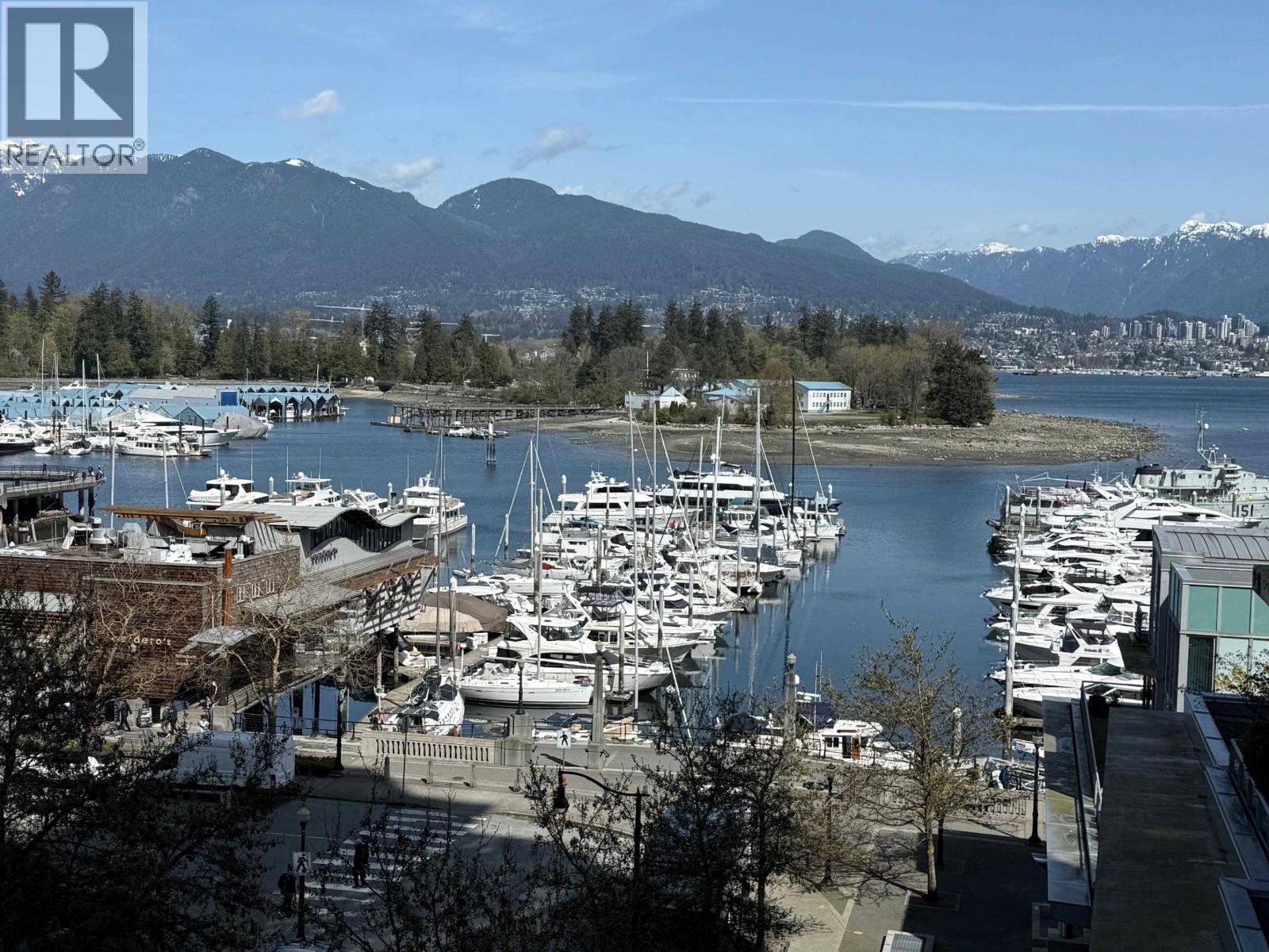 607 590 NICOLA STREET, Vancouver, British Columbia