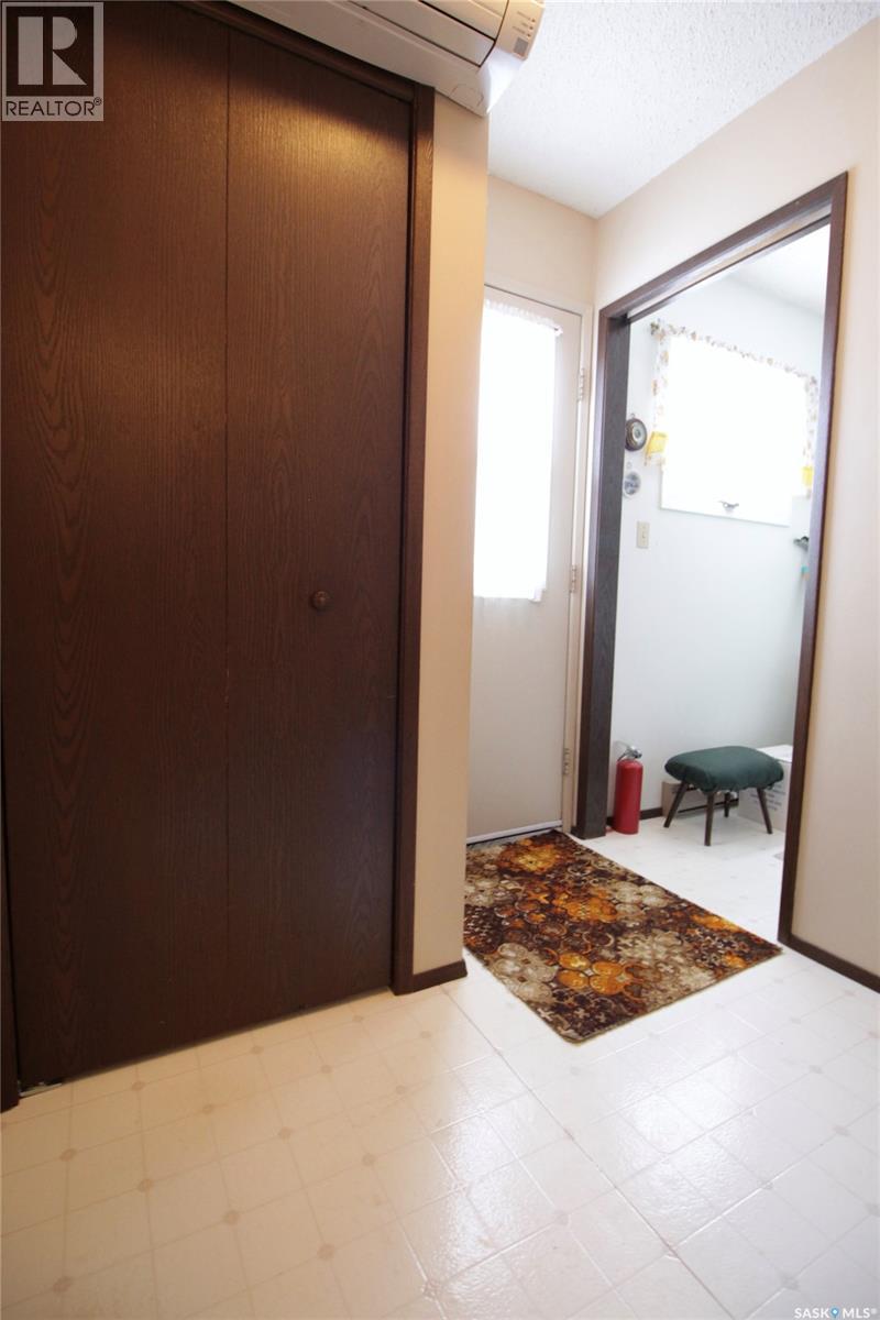 609 Ogilvie Street, Moosomin, Saskatchewan  S0G 3N0 - Photo 15 - SK025895
