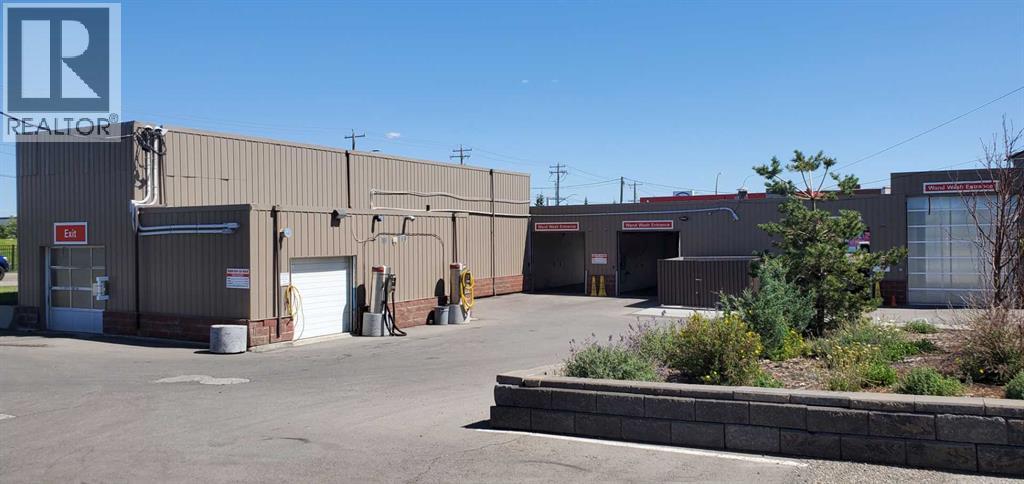 2404 68 Avenue, Calgary, Alberta  T2C 0E4 - Photo 6 - A2246923