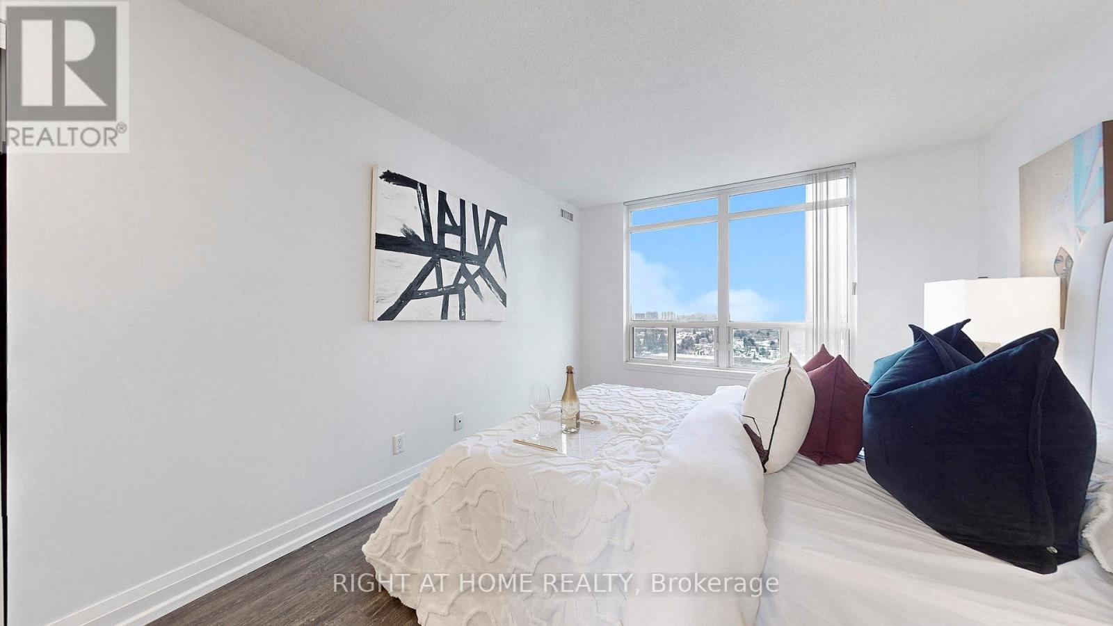 1717 - 8 Hillcrest Avenue, Toronto, Ontario  M2N 6Y6 - Photo 26 - C12650218