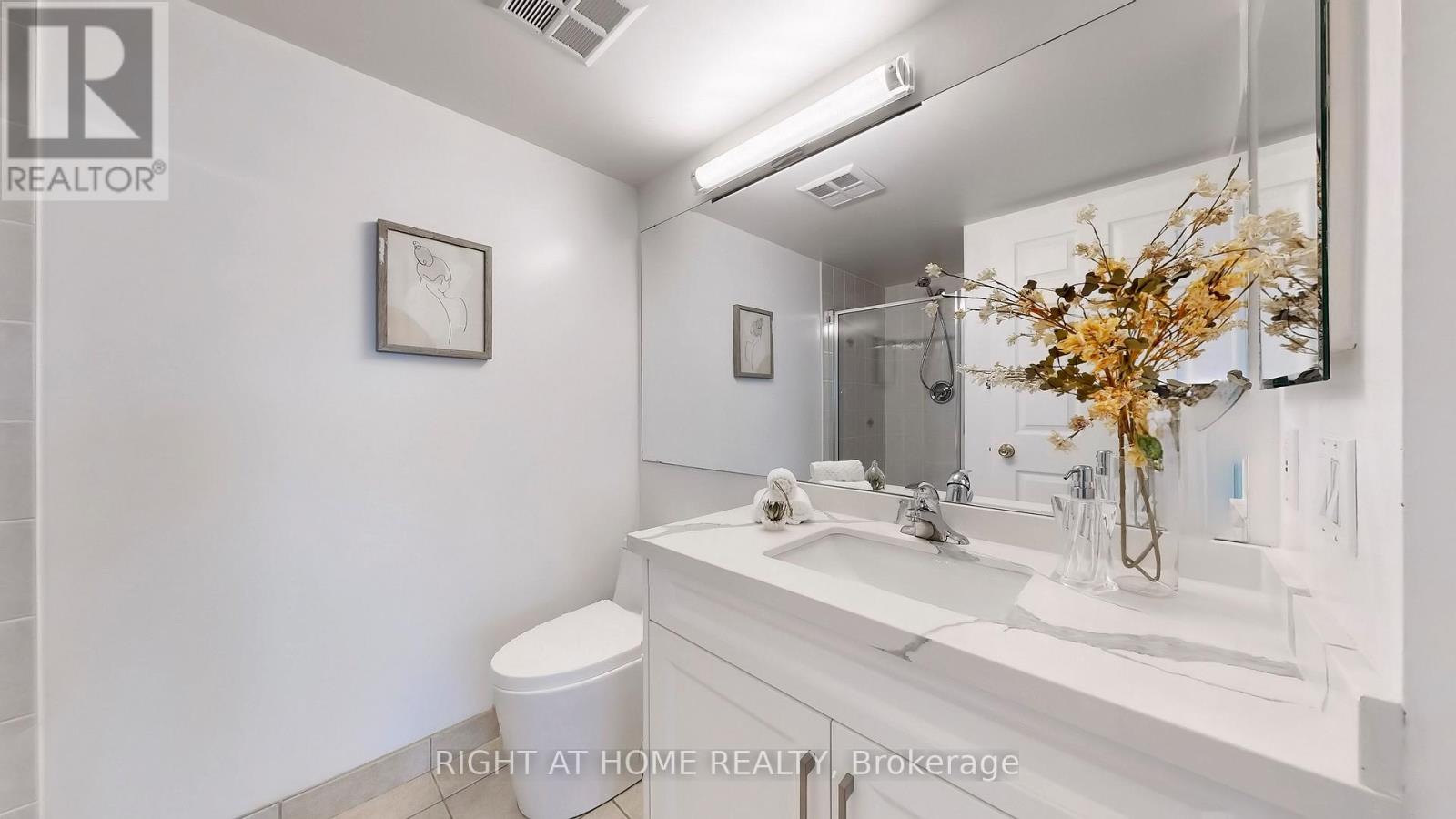 1717 - 8 Hillcrest Avenue, Toronto, Ontario  M2N 6Y6 - Photo 32 - C12650218