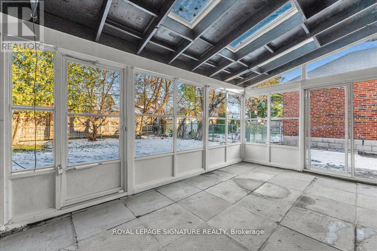 Main - 49 Ivordale Crescent, Toronto, Ontario  M1R 2W7 - Photo 19 - E12650216