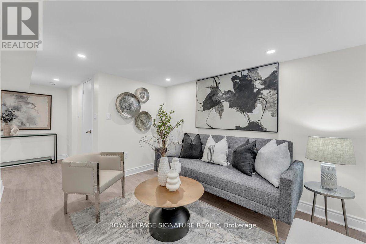 Main - 49 Ivordale Crescent, Toronto, Ontario  M1R 2W7 - Photo 21 - E12650216