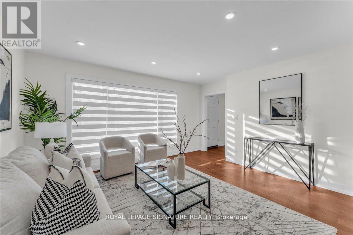 Main - 49 Ivordale Crescent, Toronto, Ontario  M1R 2W7 - Photo 6 - E12650216