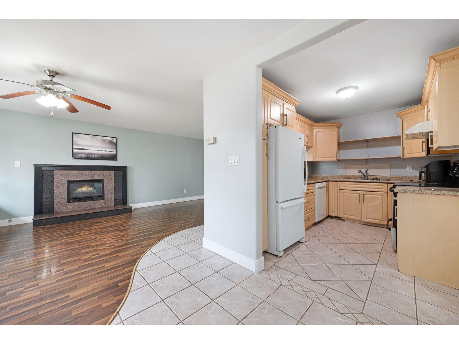 13090 72 Avenue, Surrey, British Columbia  V3W 2N2 - Photo 7 - R3044160