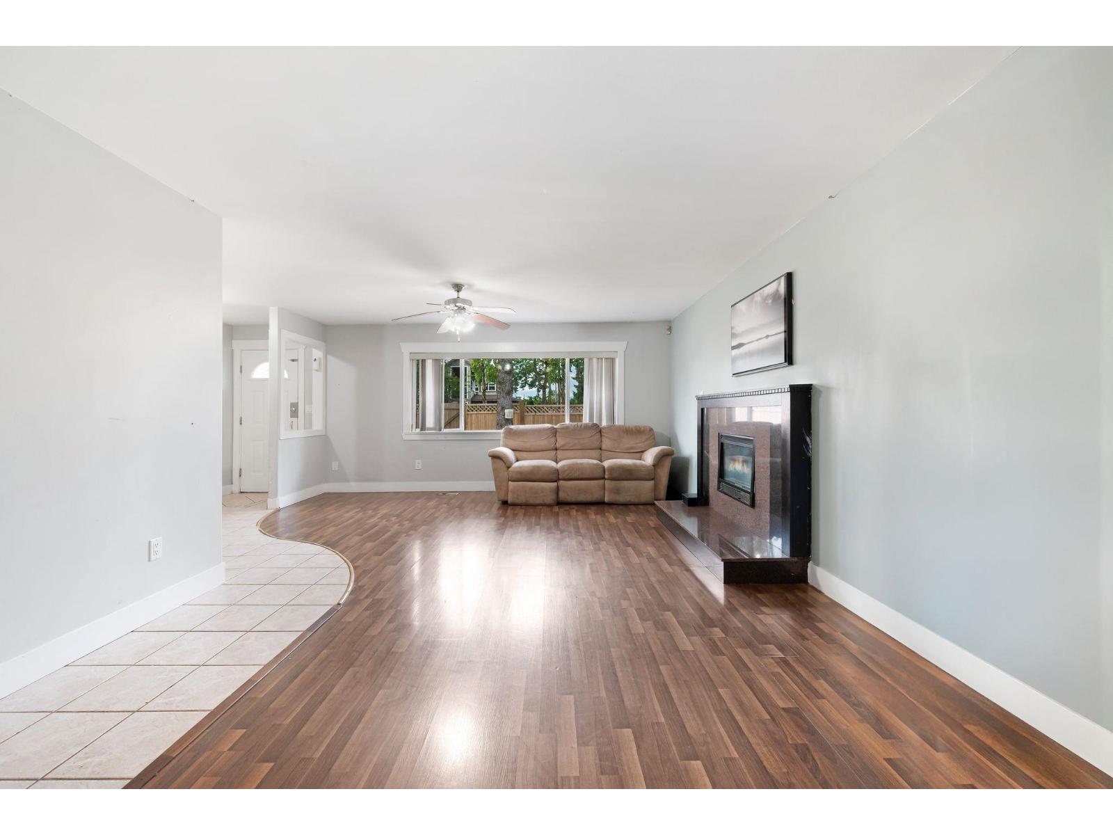 13090 72 Avenue, Surrey, British Columbia  V3W 2N2 - Photo 6 - R3044160