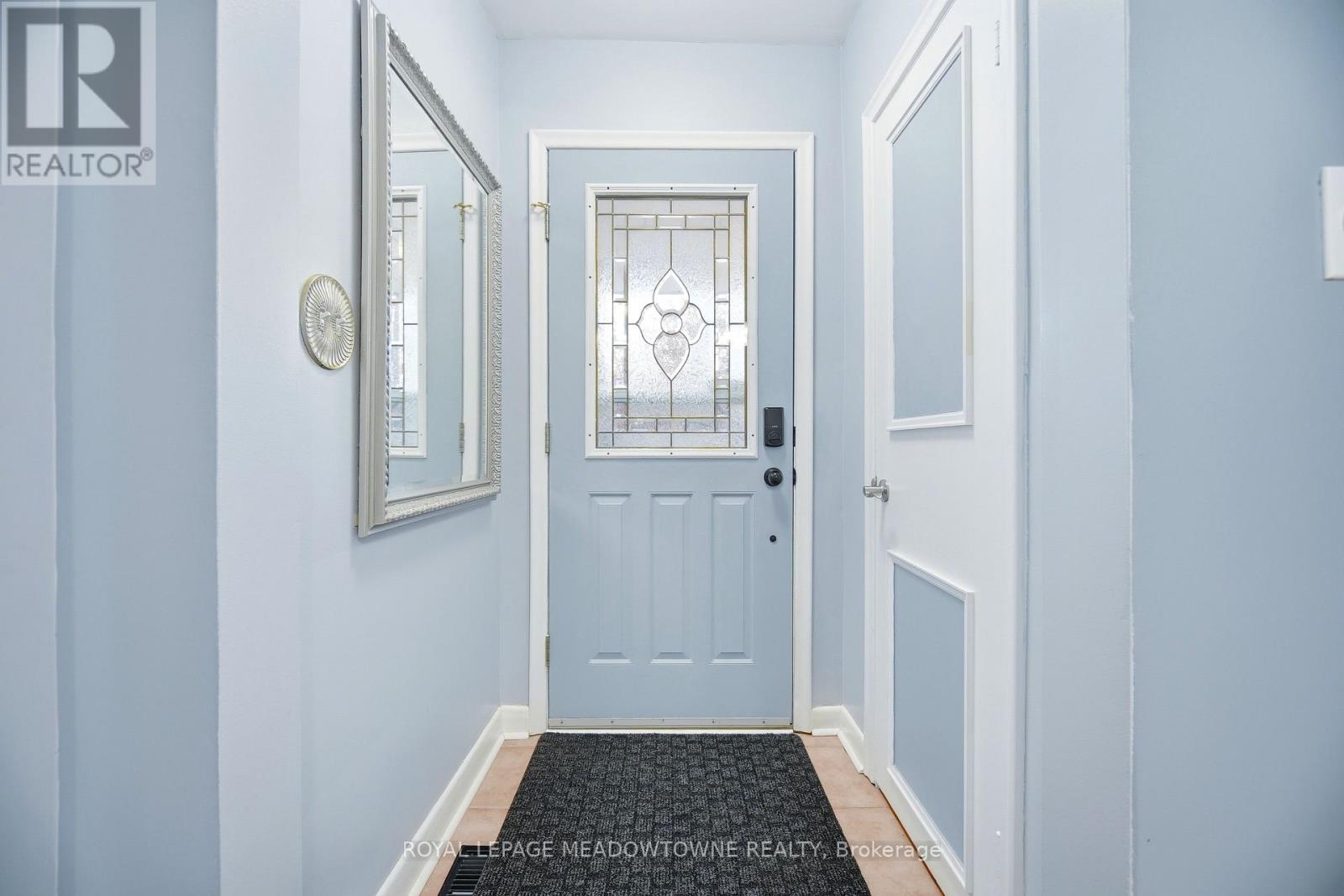 2286 Prospect Street, Burlington, Ontario  L7R 2A2 - Photo 5 - W12650228