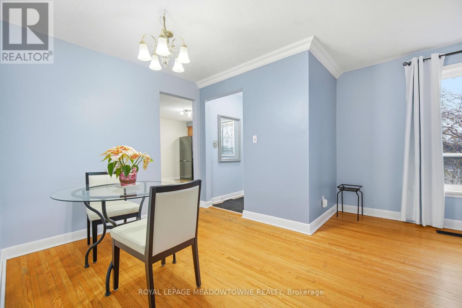 2286 Prospect Street, Burlington, Ontario  L7R 2A2 - Photo 7 - W12650228